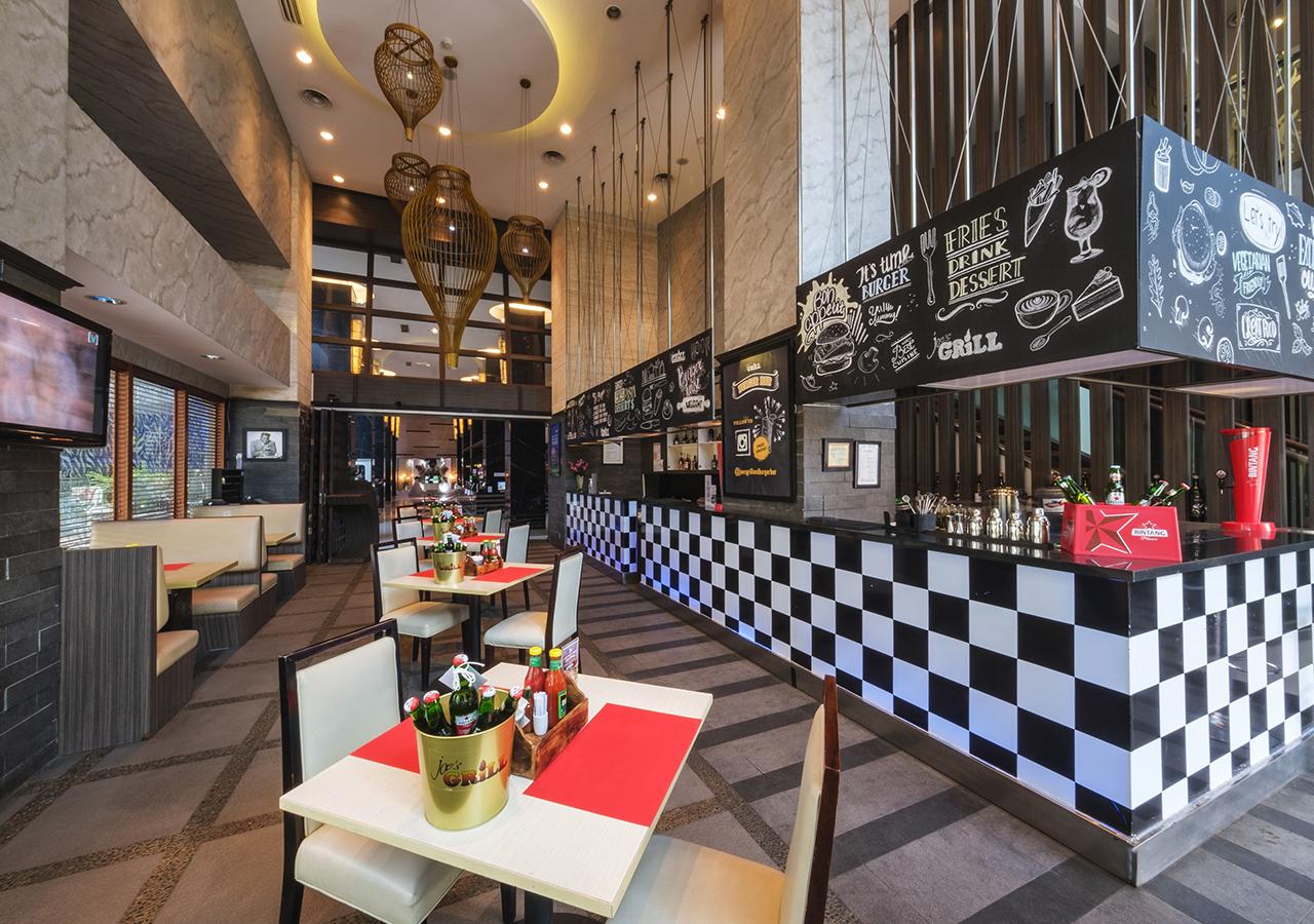 Swiss-Belhotel Mangga Besar Jakarta Extérieur photo