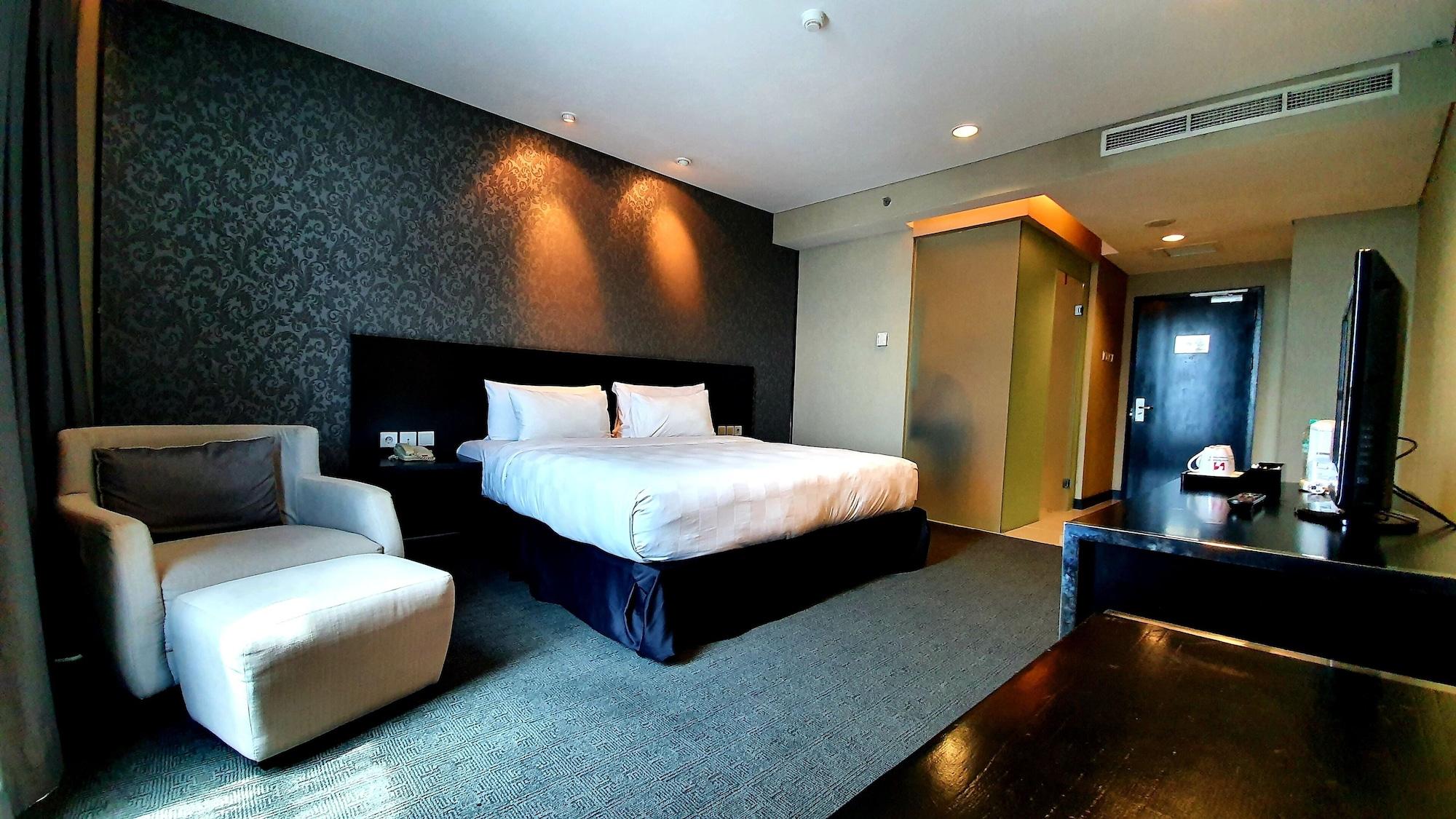 Swiss-Belhotel Mangga Besar Jakarta Extérieur photo