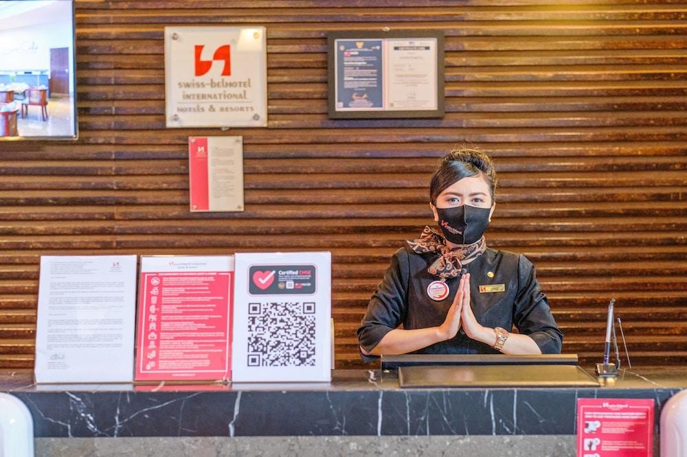 Swiss-Belhotel Mangga Besar Jakarta Extérieur photo